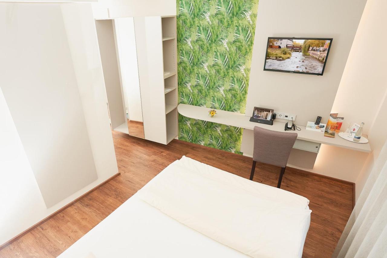 Stadthotel Engel Ettlingen Εξωτερικό φωτογραφία