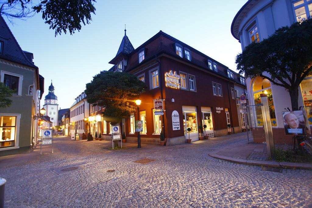 Stadthotel Engel Ettlingen Εξωτερικό φωτογραφία