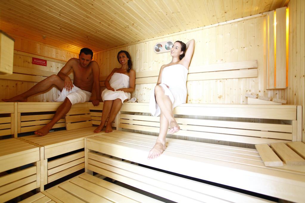 Stadthotel Engel Ettlingen Εξωτερικό φωτογραφία